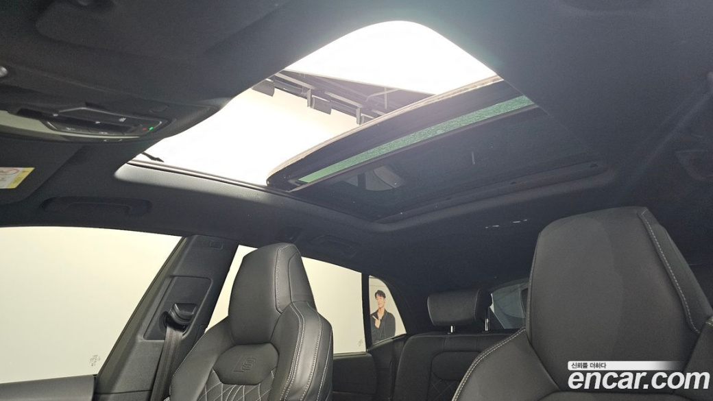 Audi Q8 55 TFSI Quattro Premium, 2023
