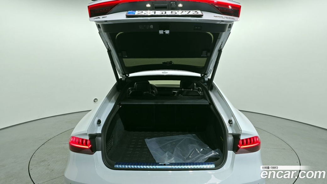Audi A7 50 TDI Quattrp Premium, 2025