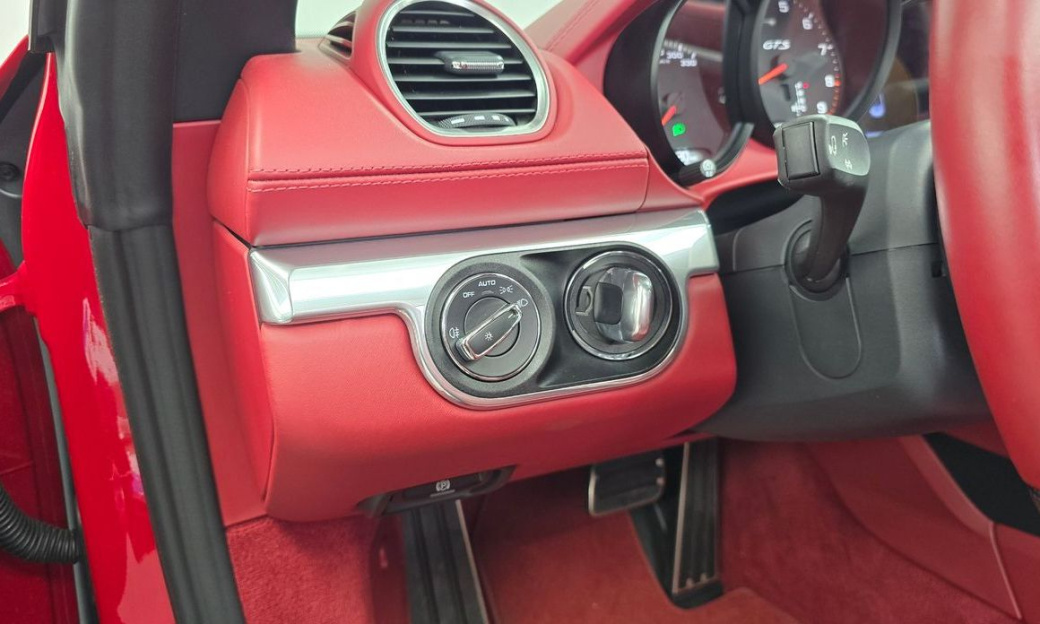 Porsche 718 4.0 GTS, 2024