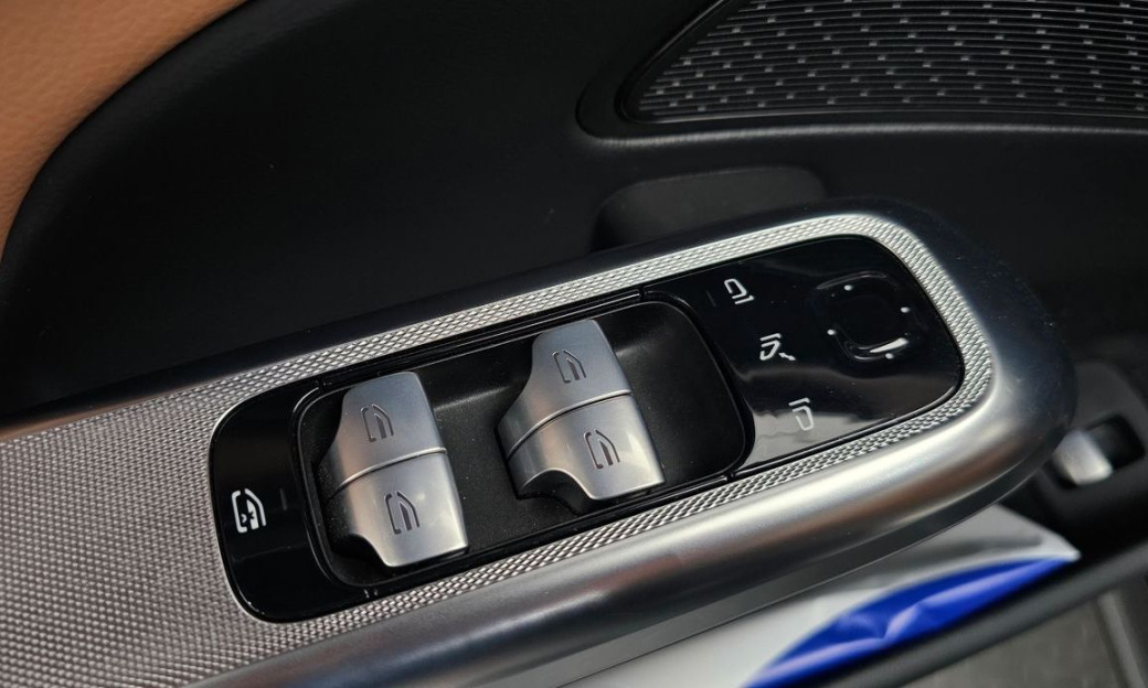 Mercedes-Benz E-Class E200 Avantgarde, 2024