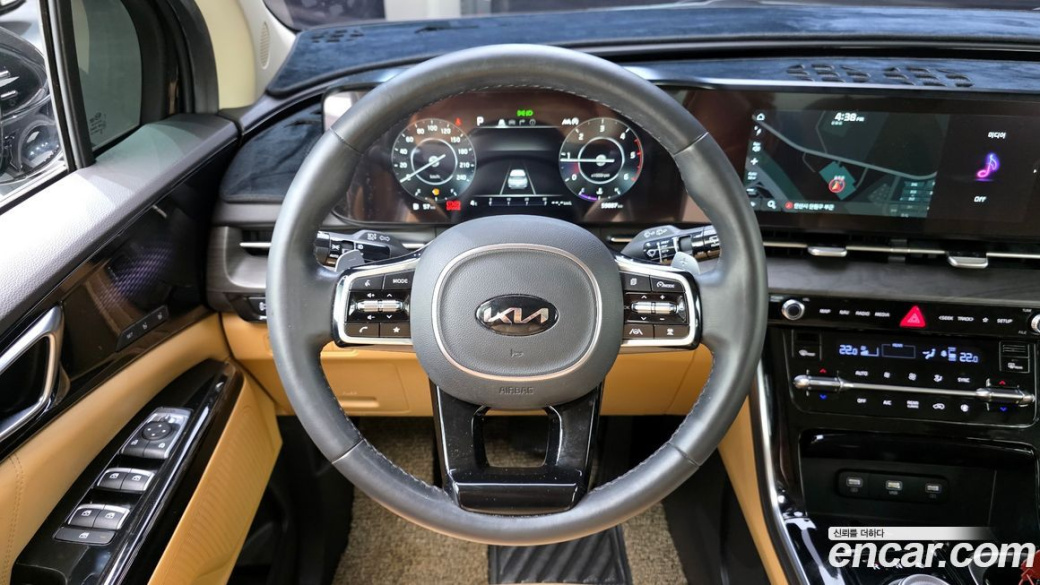 Kia Carnival 7-Seater Signature, 2021