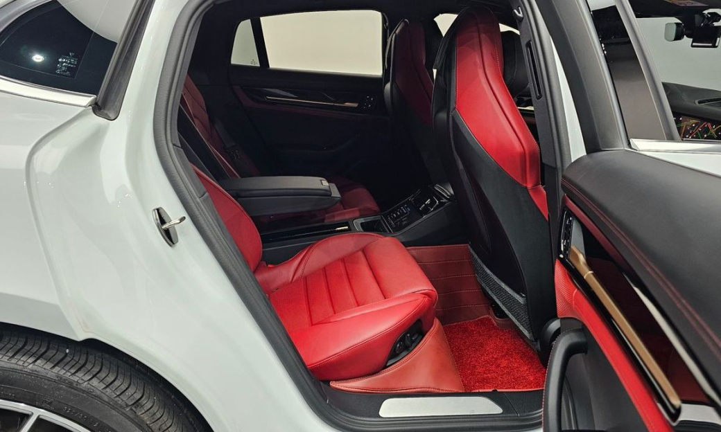 Porsche Panamera 2.9 AWD, 2024