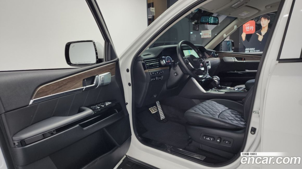 Kia Mohave Diesel 3.0 4WD 5-Seater, 2022