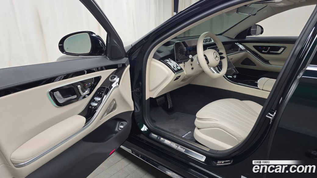Mercedes-Benz S-Class S500L 4MATIC, 2022