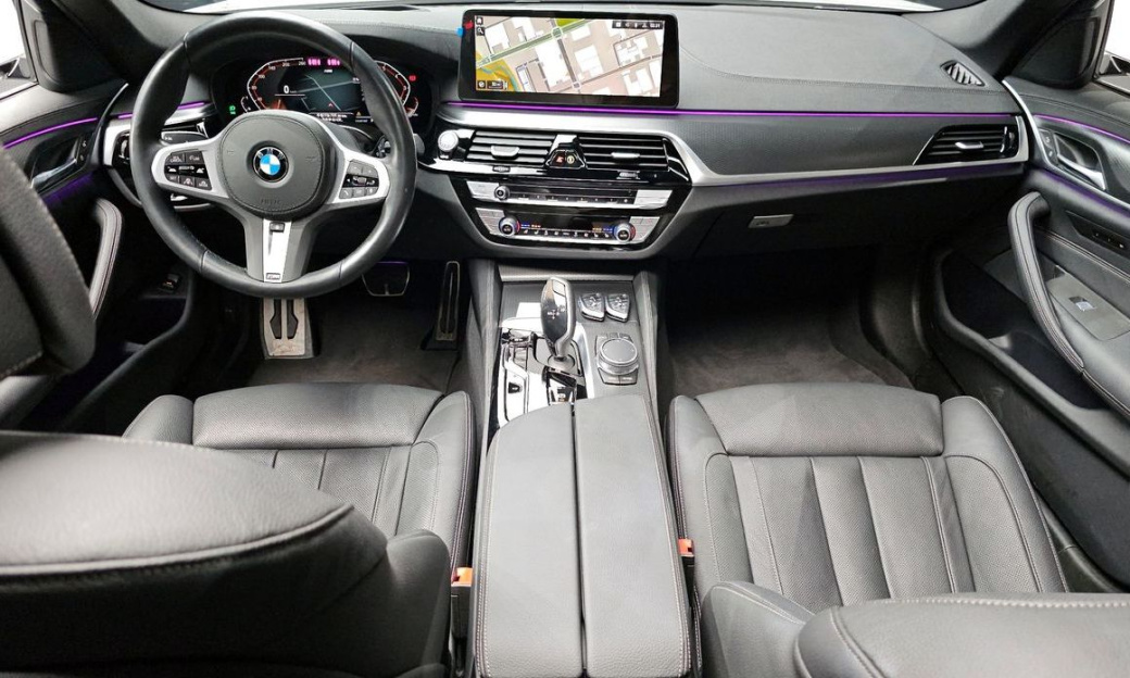 BMW 5-Series 520i M Sport, 2023