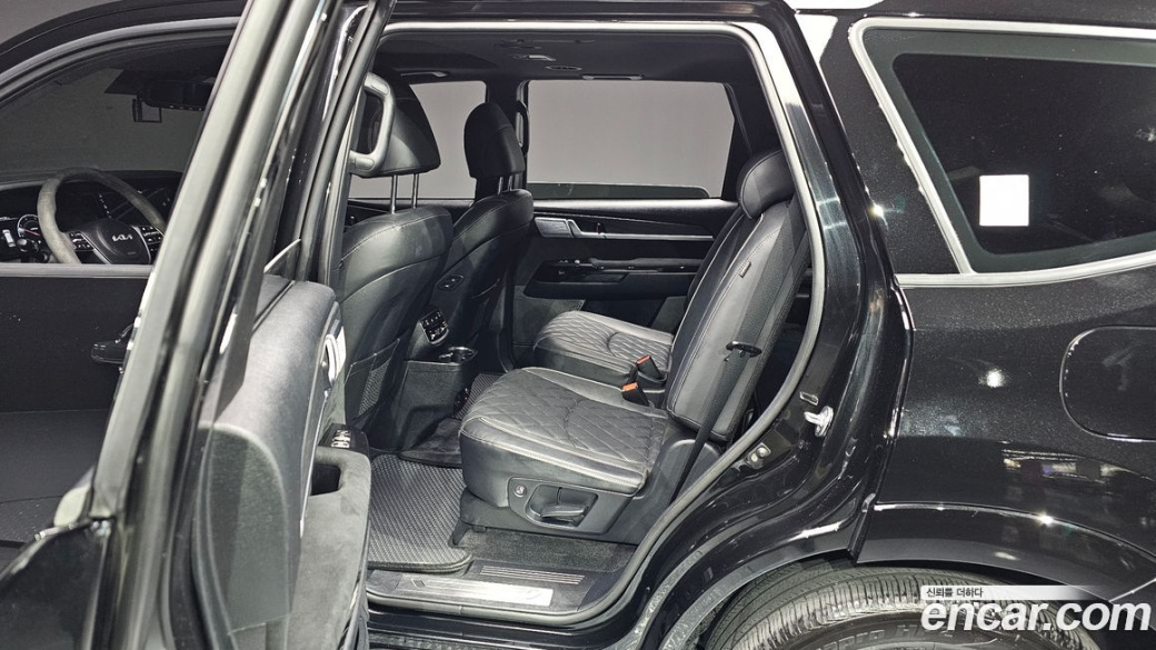 Kia Mohave Diesel 3.0 4WD 6-Seater, 2022
