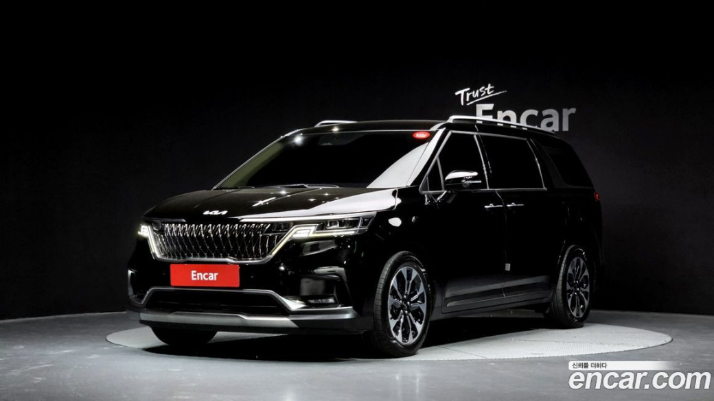 Kia Carnival 7-Seater Signature, 2022