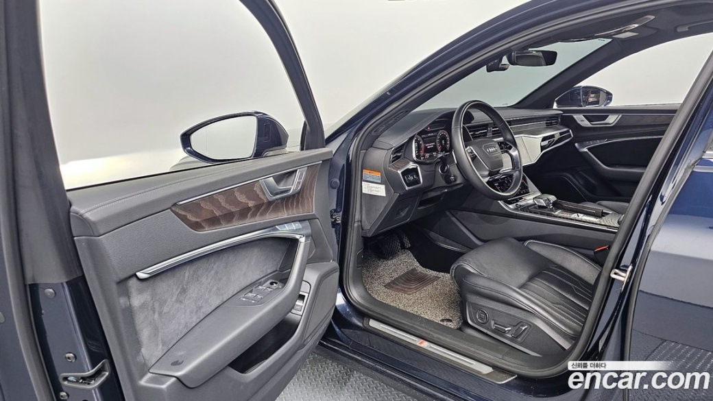 Audi A6 45 TFSI Quattro Premium, 2022