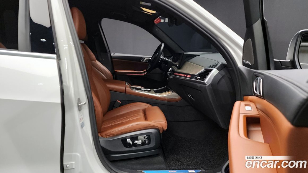 BMW X7 xDrive 40i Design Pure Excellence 6-Seater, 2023