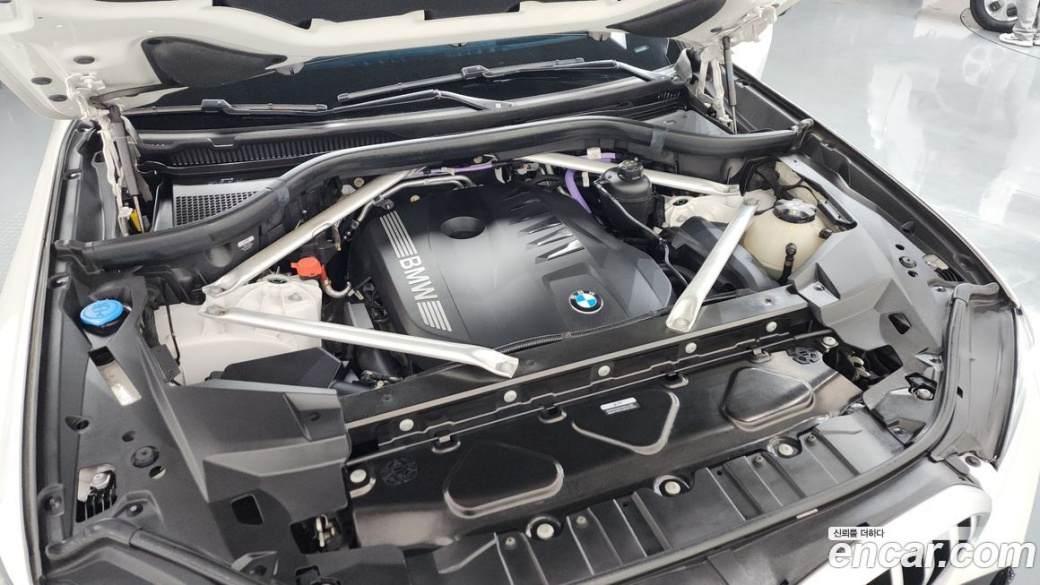 BMW X6 xDrive40i M Sport, 2024