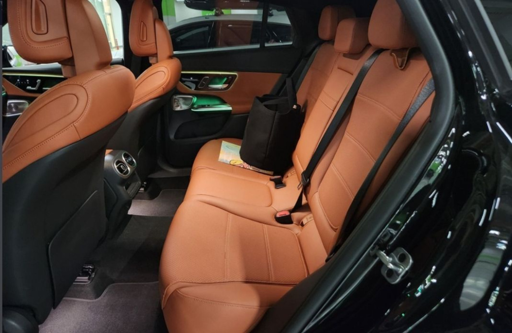 Mercedes-Benz GLC-Class GLC300 4MATIC Avnatgarde Coupe, 2025