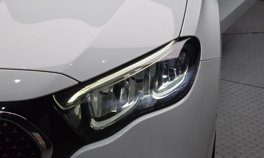 Mercedes-Benz E-Class E200 Avantgarde, 2024