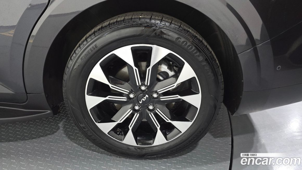 Kia Carnival 9-Seater Signature, 2022