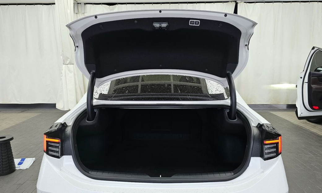 Hyundai Sonata 2.0, 2024