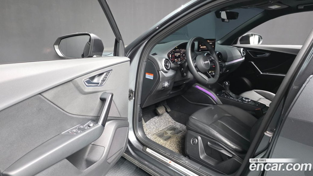 Audi Q2 35 TDI Premium, 2023