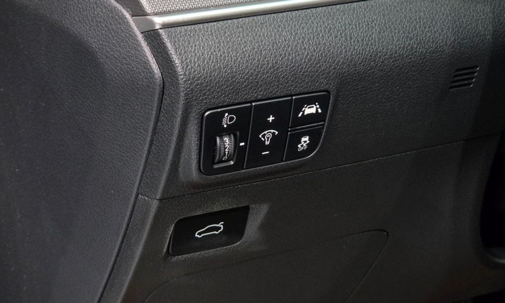 Kia K5 2.0, 2022
