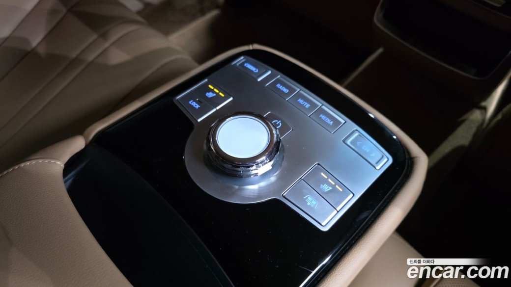 Genesis G80 Gasoline 2.5 Turbo AWD, 2025