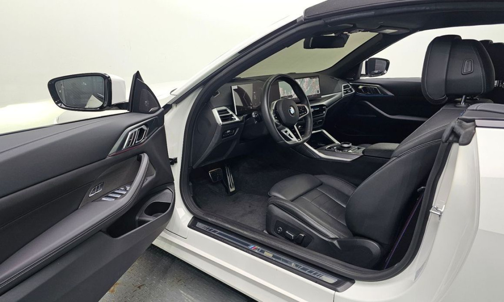 BMW 4-Series 420i M Sport Pro Convertible, 2025
