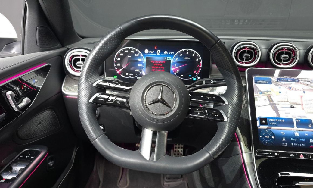 Mercedes-Benz C-Class C200 AMG Line, 2024