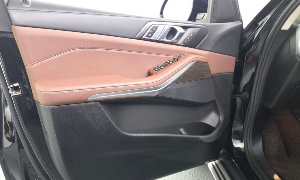 BMW X5 xDrive 40i xLine, 2022