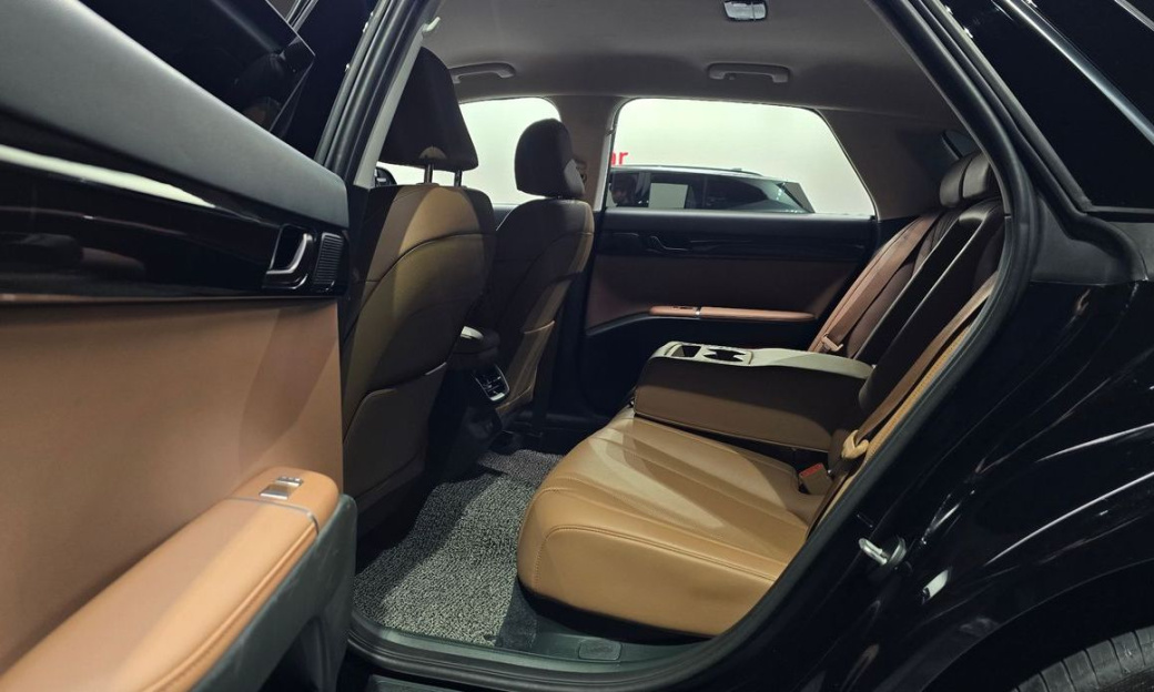 Hyundai Grandeur 2,5 Gasoline 2WD, 2025