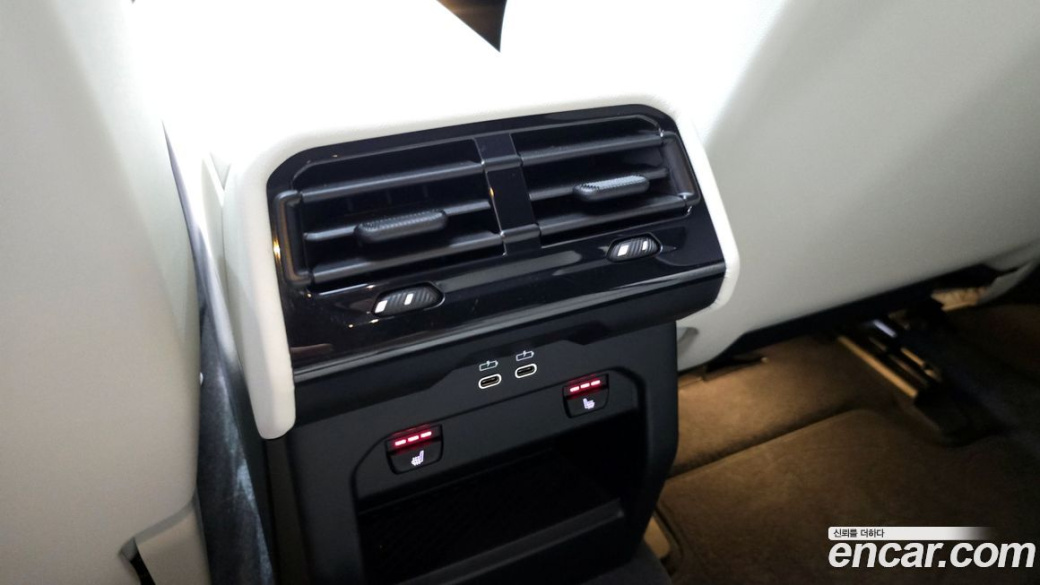 BMW 5-Series 520i M Sport, 2025