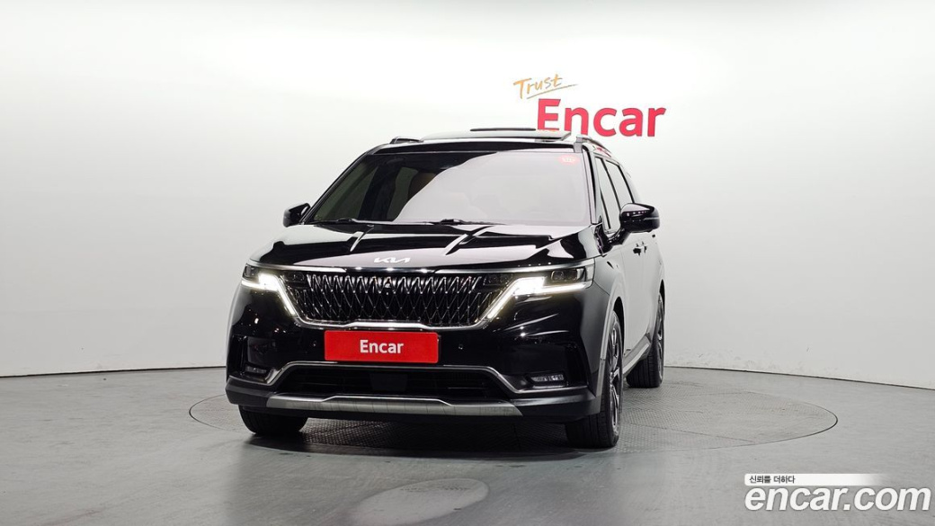 Kia Carnival 9-Seater Signature, 2023