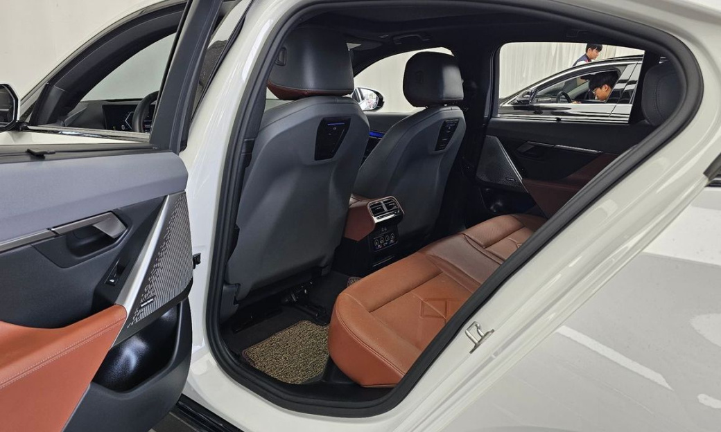 BMW 5-Series 530i xDrive M Sport, 2024