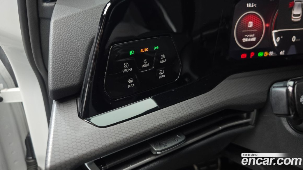 Volkswagen Golf 2.0 GTI, 2023