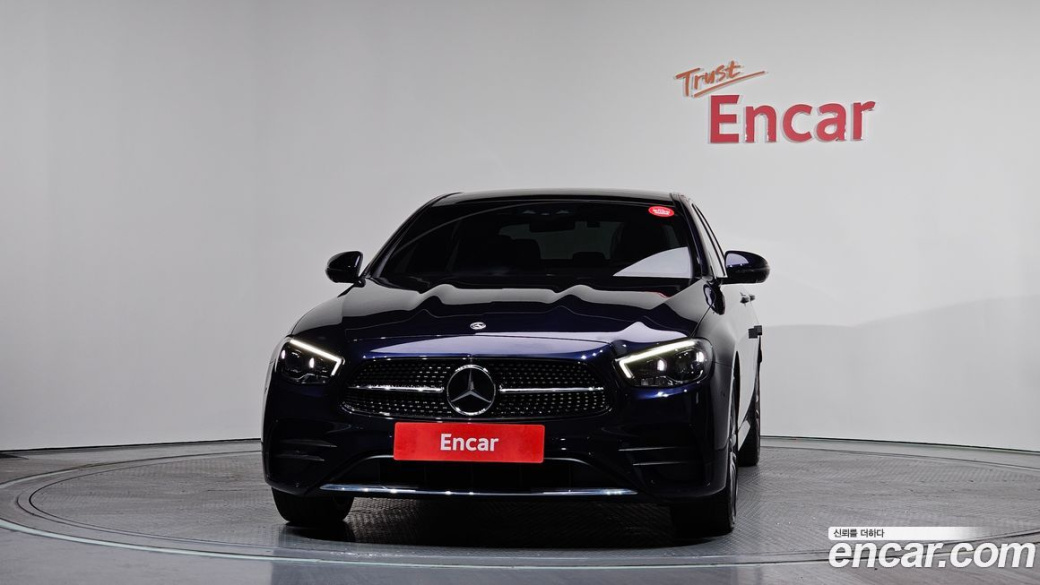 Mercedes-Benz E-Class E350 4MATIC AMG Line, 2022