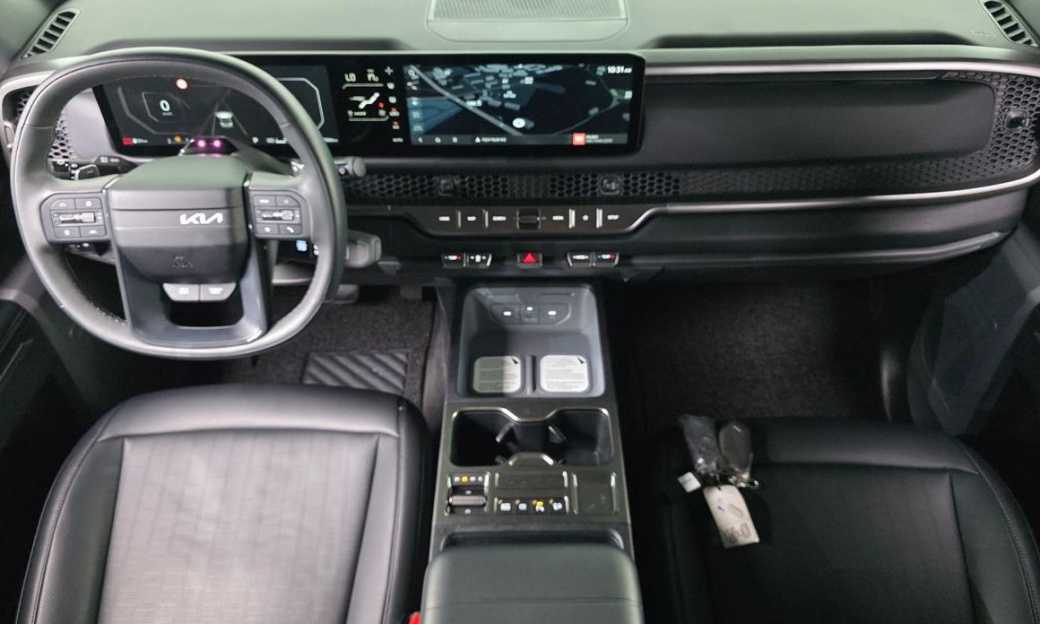 Kia Tasman 2.5T Gasoline 4WD, 2026