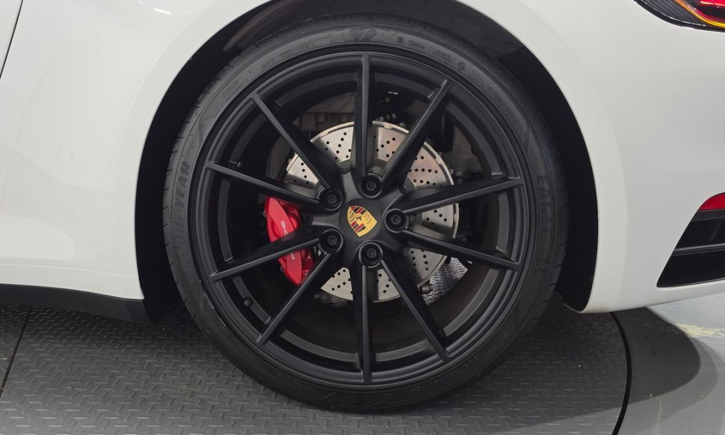 Porsche 911 Carrera S, 2024