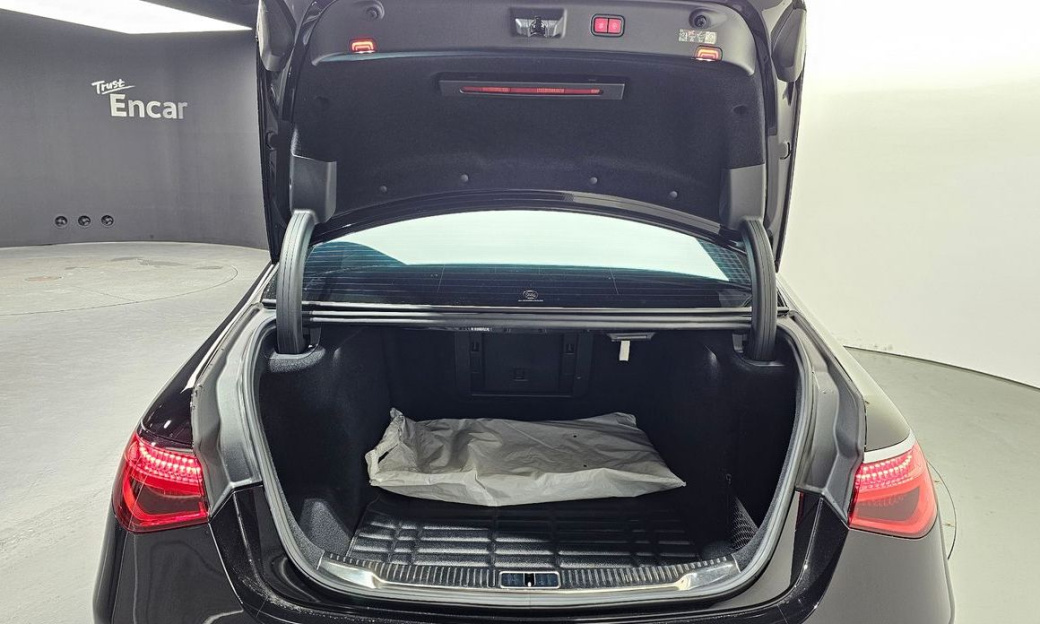 Mercedes-Benz S-Class S450L 4MATIC, 2024