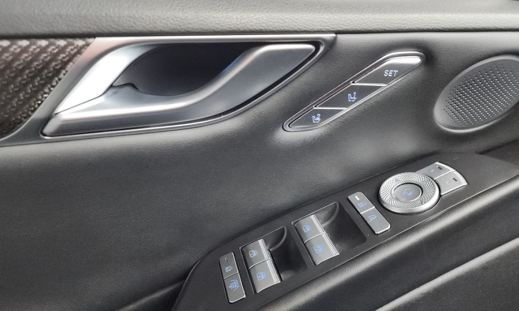 Genesis G80 Gasoline 2.5 Turbo AWD, 2025