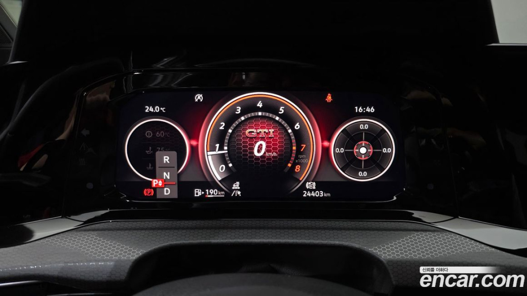 Volkswagen Golf 2.0 GTI, 2024