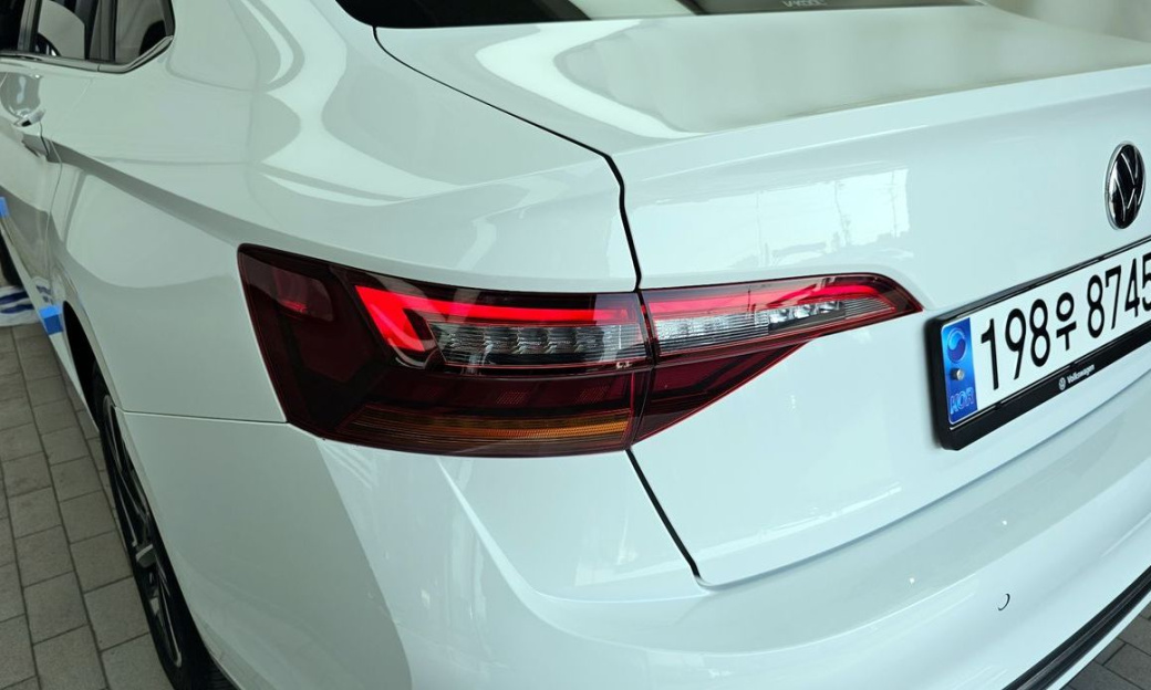 Volkswagen Jetta 1.5 TSI Prestige, 2023