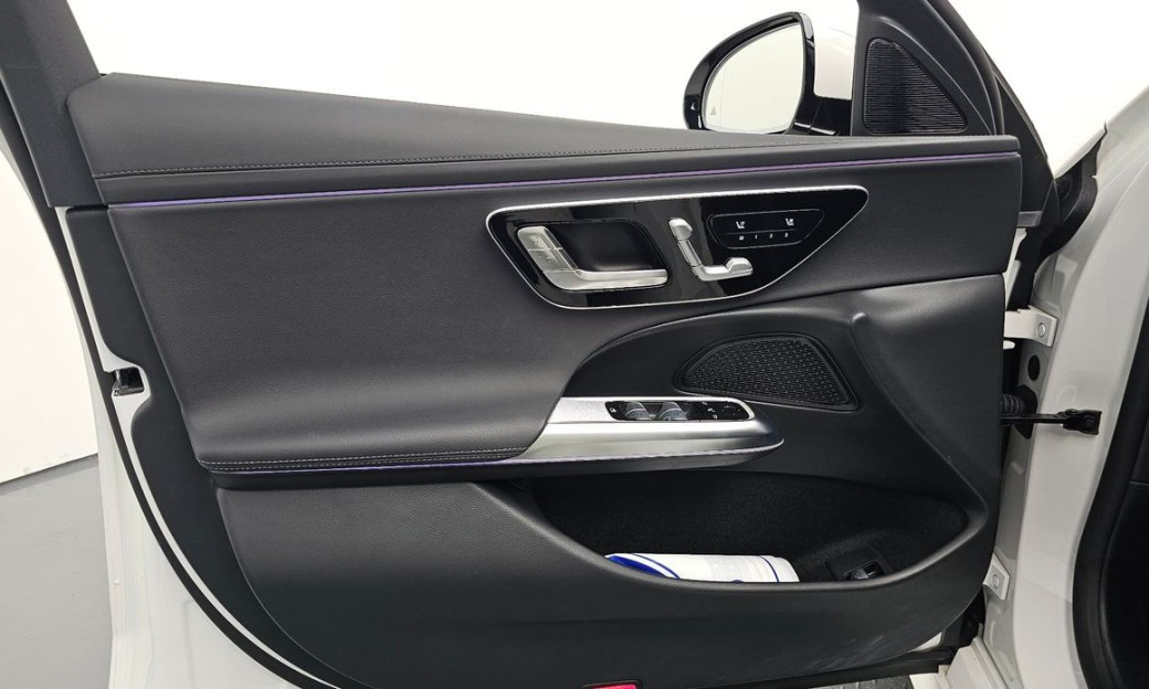 Mercedes-Benz E-Class E200 Avantgarde, 2025