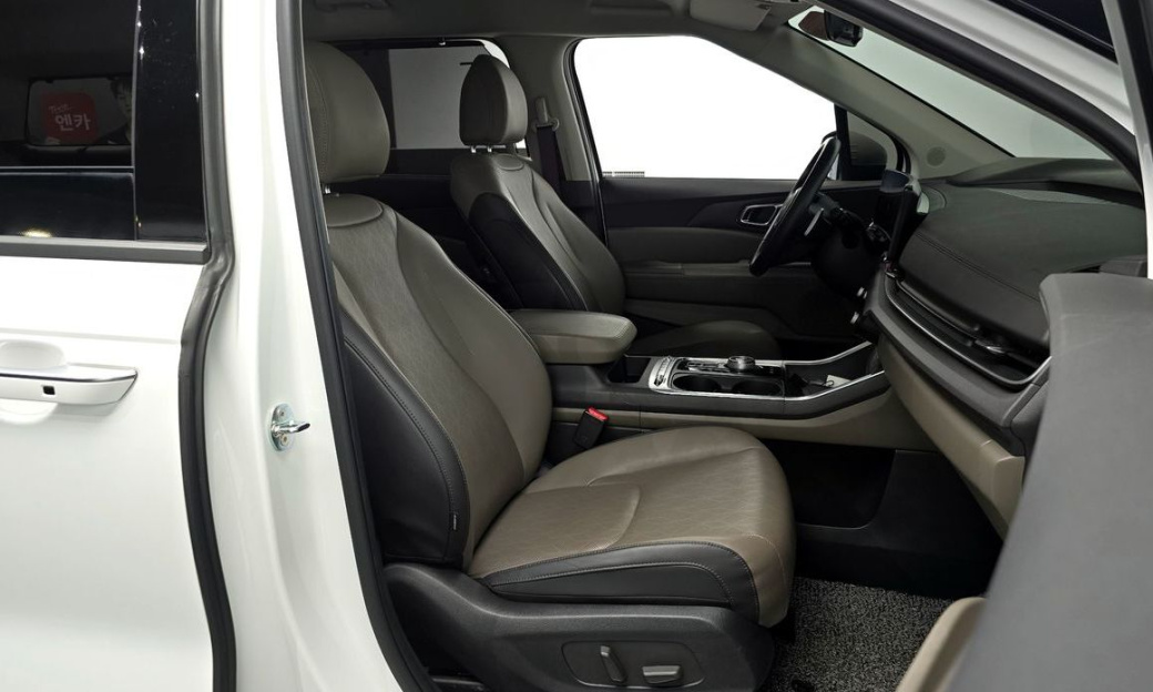 Kia Carnival 9-Seater Noblesse, 2025