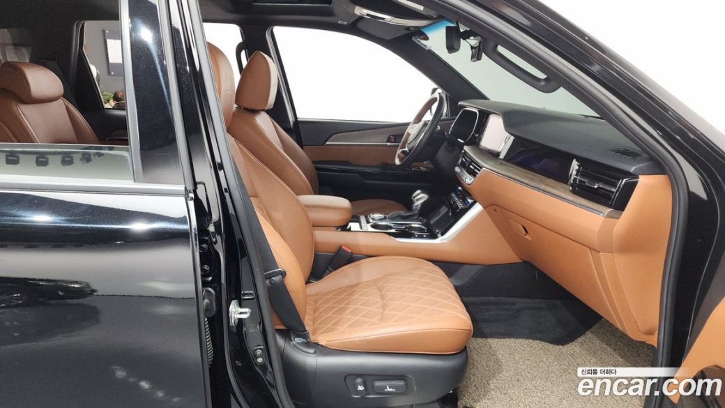 Kia Mohave Diesel 3.0 4WD 6-Seater, 2022