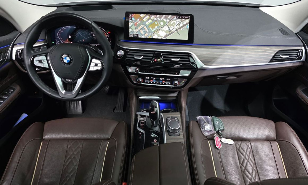 BMW Gran Turismo 620d Luxury, 2023
