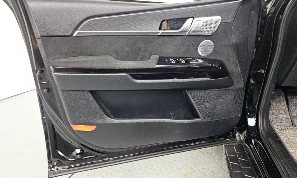 Kia Mohave Diesel 3.0 4WD 6-Seater, 2024