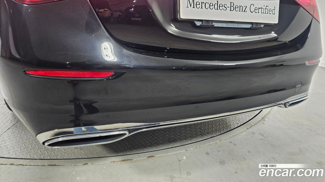 Mercedes-Benz S-Class S350 d 4MATIC, 2025