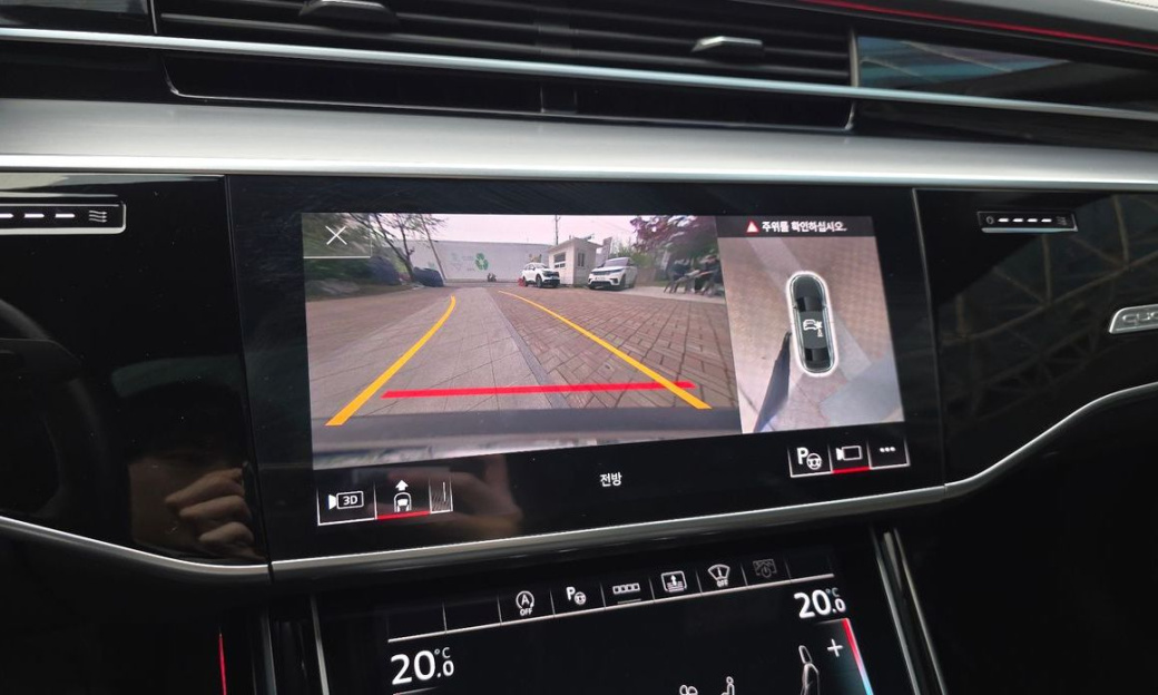 Audi A8 55 TFSI Quattro LWB, 2021