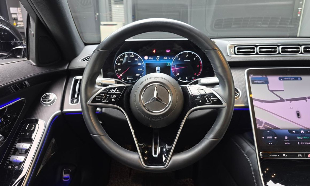 Mercedes-Benz S-Class S350 d, 2022