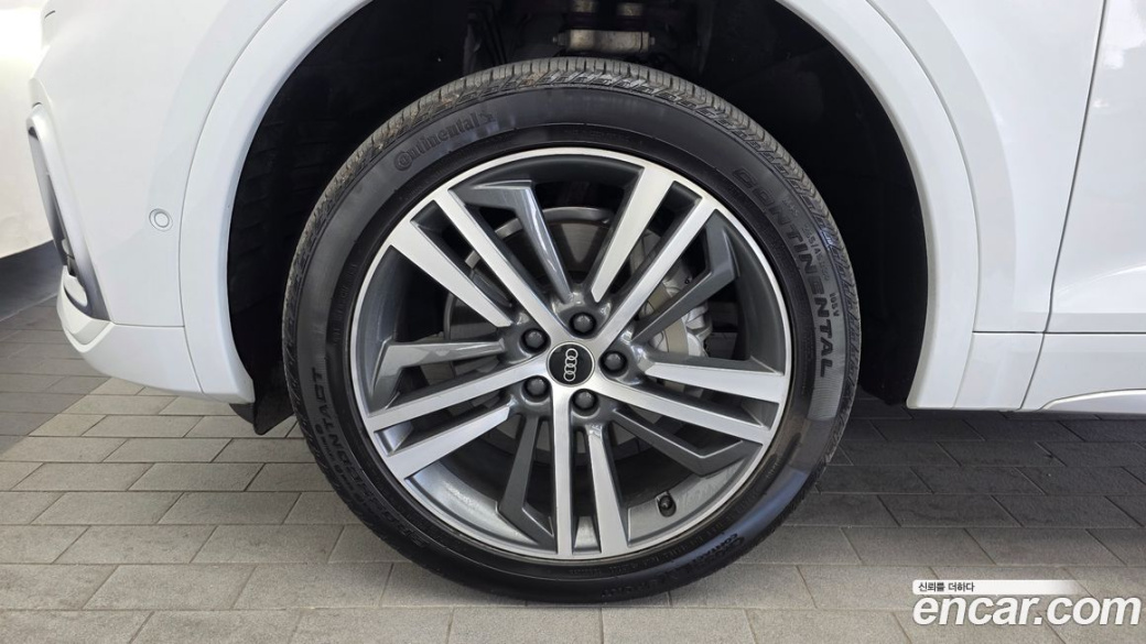 Audi Q5 45 TFSI Quattro Premium, 2022