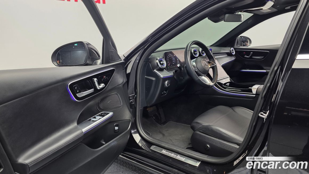 Mercedes-Benz C-Class C300 4MATIC Avantgarde, 2023