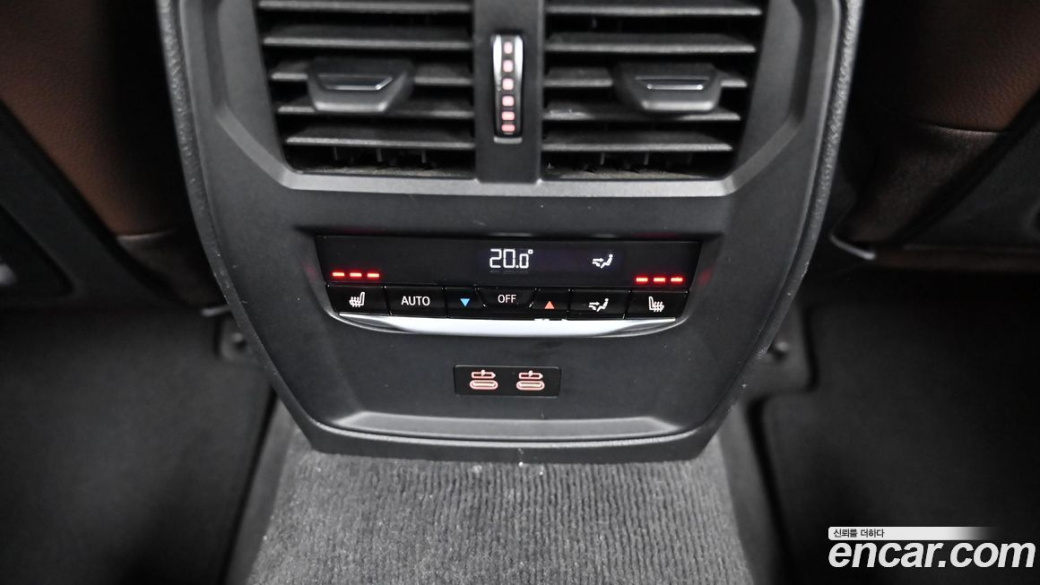 BMW 3-Series 320i Touring Luxury, 2022