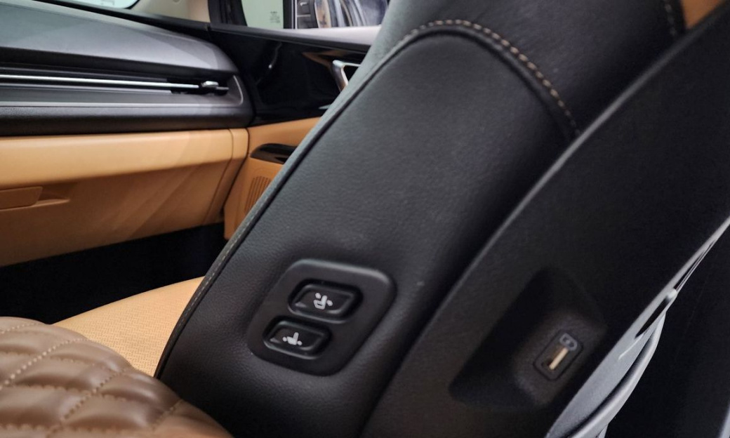 Kia Carnival 7-Seater Noblesse, 2022