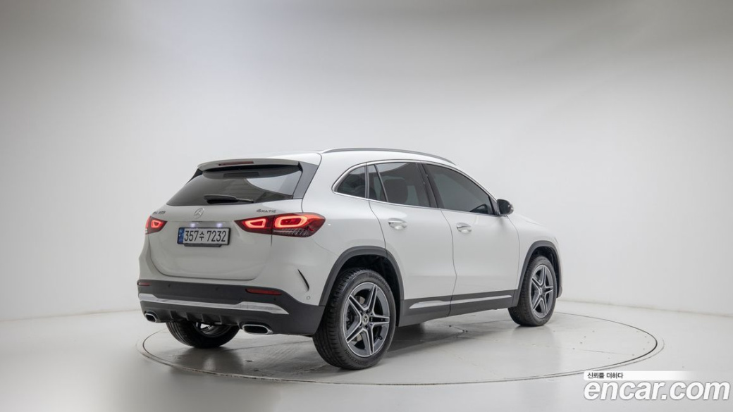 Mercedes-Benz GLA-Class GLA250 4MATIC, 2023