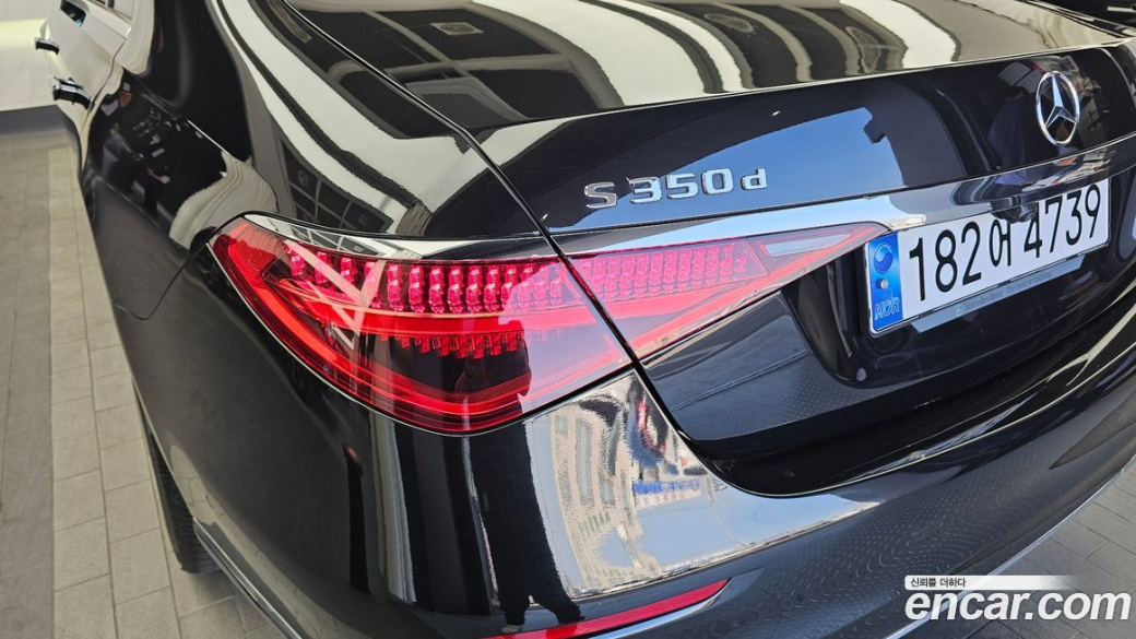 Mercedes-Benz S-Class S350 d, 2023